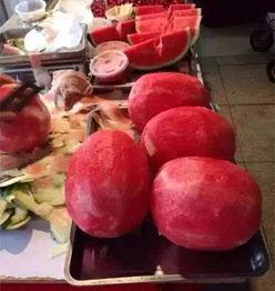 真实搞笑吃瓜事件,笑料百出！揭秘那些让人捧腹大笑的真实吃瓜事件