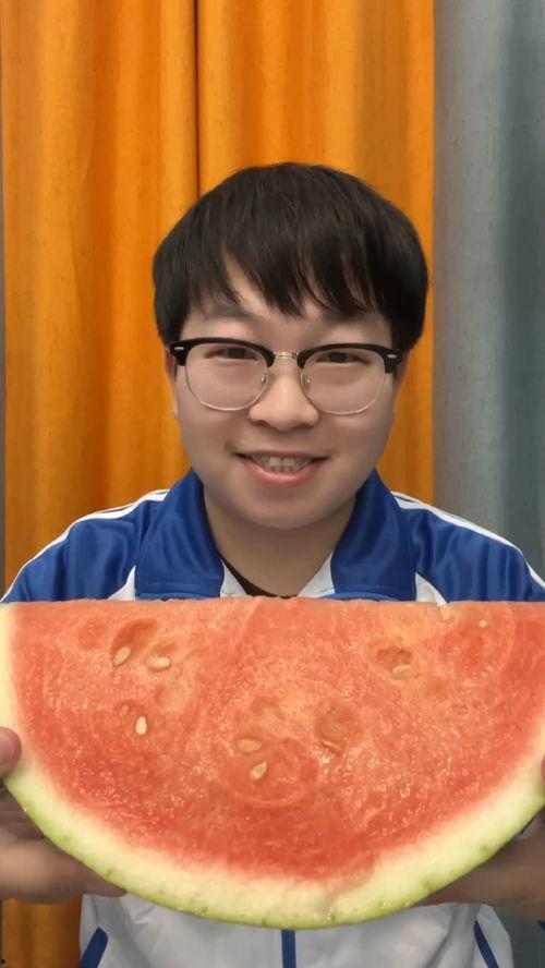 沉浸式吃瓜铲,揭秘吃瓜铲背后的趣味世界