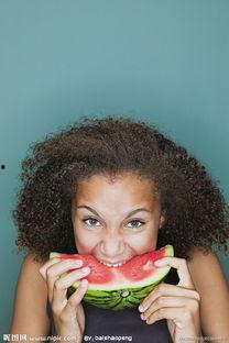 吃瓜妇女图文图片,图解当代女性生活百态