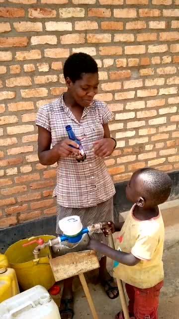 后妈喜欢吃瓜,揭秘她那颗爱吃瓜的心