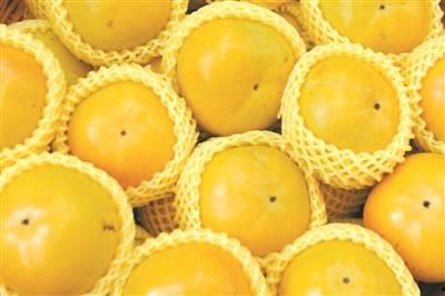 吃哈密瓜后吃柿子,哈密瓜与柿子同食的奇妙体验