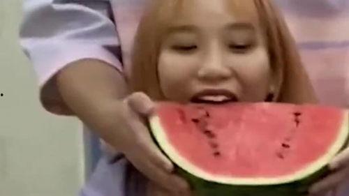 吃瓜的情侣,情侣吃瓜趣事大盘点